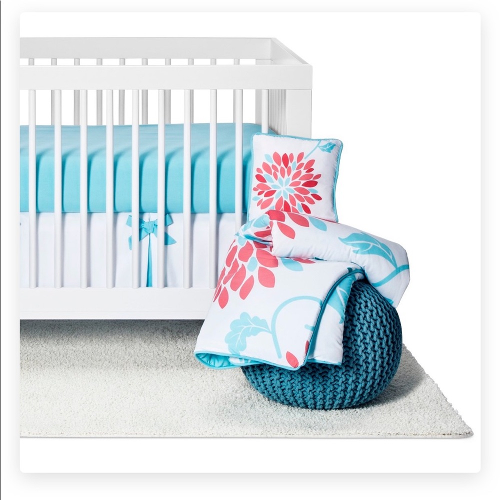 11 pc crib set